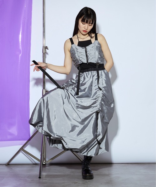 Ezick ANNONIM（エジック アノニム） スカート Many belt シャーリング
