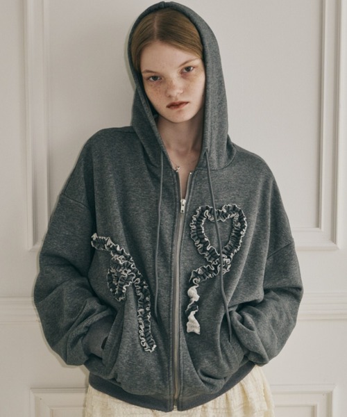 パーカー heart frill hoodie／ハートフリルフーディ レディース