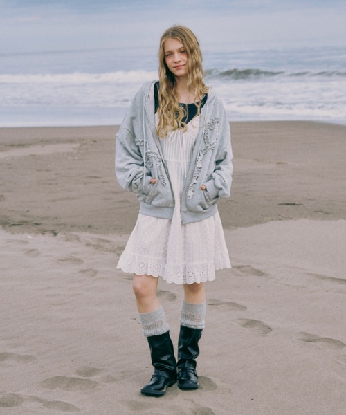 パーカー heart frill hoodie／ハートフリルフーディ レディース