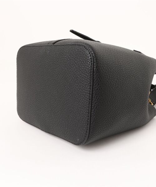 a*。様 Beryl ベリル リサイクルレザーバケツバッグ ブラック Beryl ベリル リサイクルレザーバケツバッグ - ブラック | CHARLES