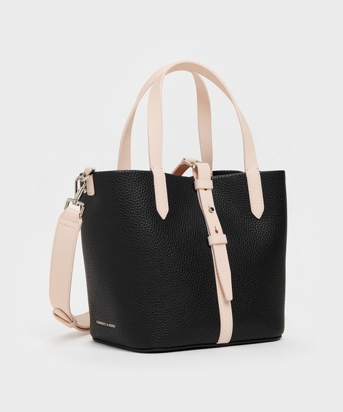 CHARLES ＆ KEITH（チャールズ&キース） ショルダーバッグ バッグ