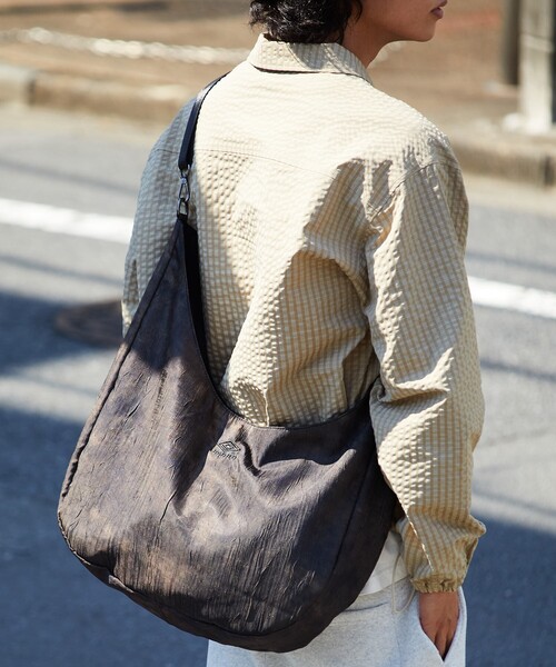 umbro（アンブロ） ショルダーバッグ SP Wrinkled ROUND SHOULDER BAG