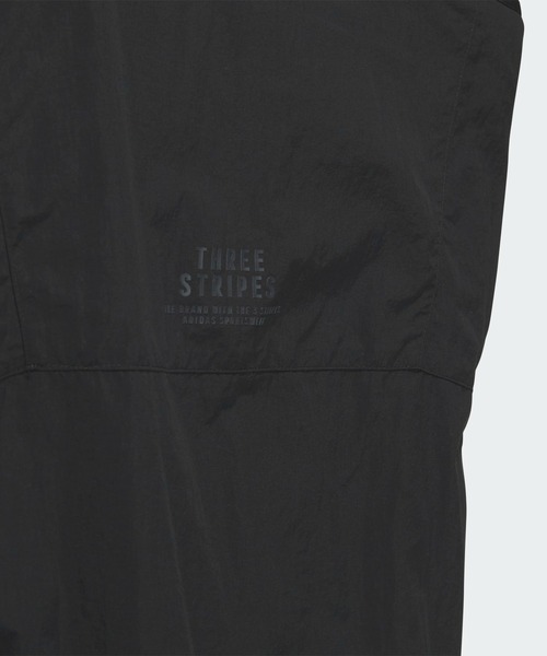 adidas ナイロンジャケット ワーディング ルーズフィット シワ