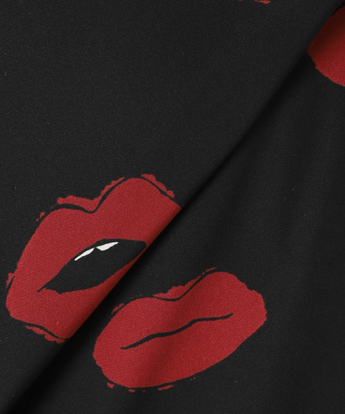 HARDY NOIR ブラウス シャツ LIPプリントオープンカラーシャツ