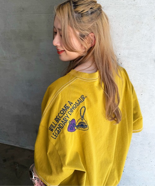 tシャツ 販売開始から大人気!!伝説のロックスターになりたい恐竜刺しゅうBIG TEE レディース