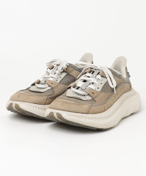 UGG Australia（アグオーストラリア） 「UGG」 ローカットスニーカー