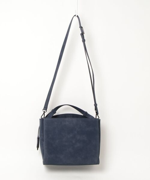 美品TUMI トゥミ　ショルダーバッグ　ネイビー TUMI（トゥミ） 最大51%☆5/3限定 正規品5年保証 ショルダーバッグ