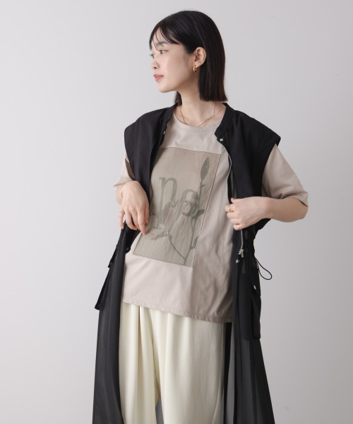 tシャツ フラワーロゴプリントTee レディースの画像
