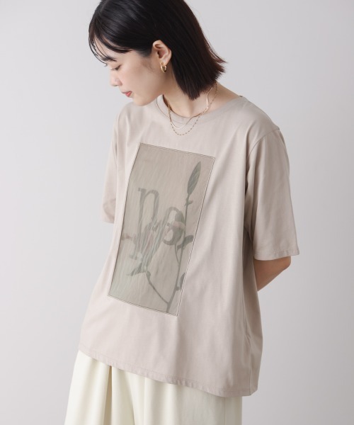 tシャツ フラワーロゴプリントTee レディースの画像