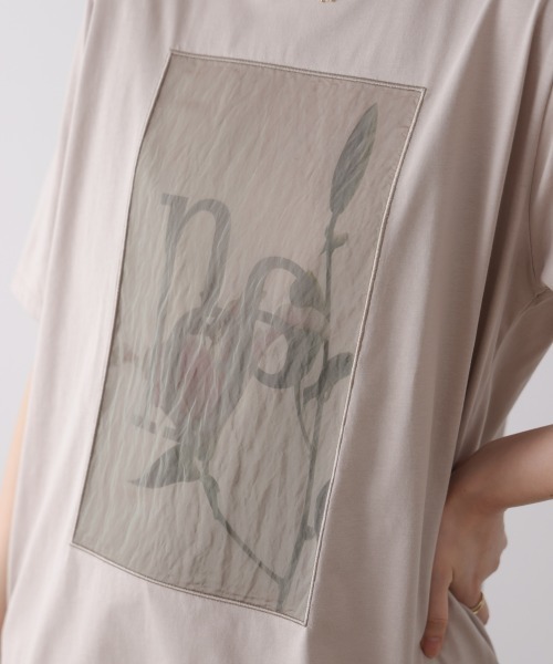 tシャツ フラワーロゴプリントTee レディースの画像