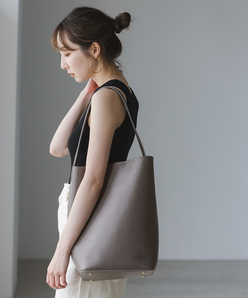 【INNUE】ホワイトレザートートバッグ ショルダーストラップ付き INNUE（イヌエ） トートバッグ 「追加3」INNUE/イヌエ レザートートBAG