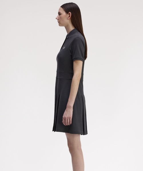 FRED PERRY ワンピース Pleated Tennis Dress／プリーツテニス
