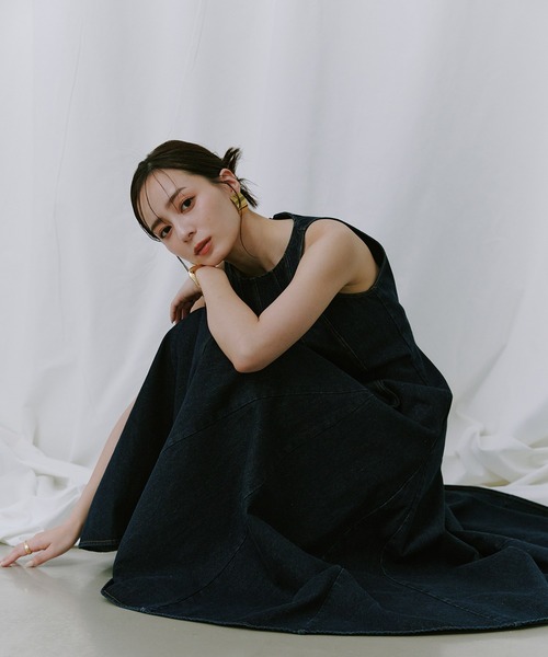 anuans（アニュアンス） ワンピース フォルムフレアワンピース