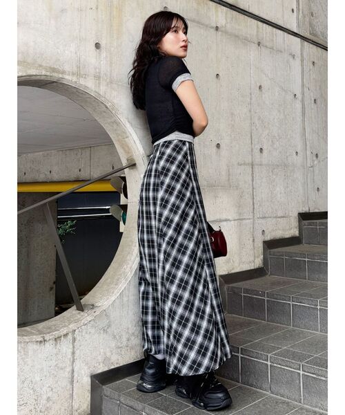 新品、未使用、タグ付き！マルモア　フレアスカート ブラックホワイト チェック MURUA（ムルーア） スカート 「WEB限定」チェックフレアスカート