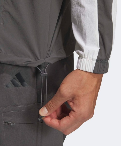 adidas（アディダス） ナイロンジャケット クオータージップ フード