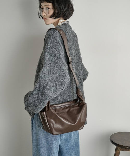 THE Yon ショルダーバッグ バッグ フェイクレザーワンショルダーバッグ