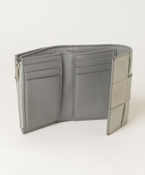 BOTTEGA VENETA（ボッテガ・ヴェネタ） マキシイントレチャート 財布