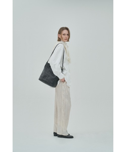 utta トートバッグ 「utta/ウッタ」ゴートレザー2WAY TOTEBAG /山羊革