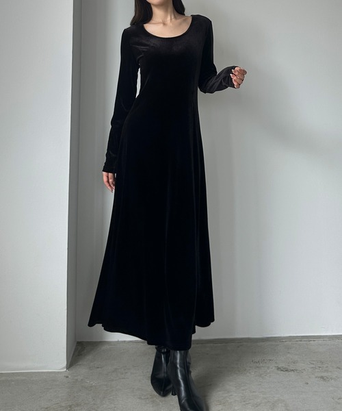Louere（ルエレ） ワンピース 前後2wayベロアセミフレアワンピース