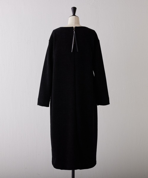 BEARDSLEY ビアズリー スエット長袖ロング丈ワンピース ブラック 裏起毛 BEARDSLEY ビアズリー スエット長袖ロング丈ワンピース ブラック 裏