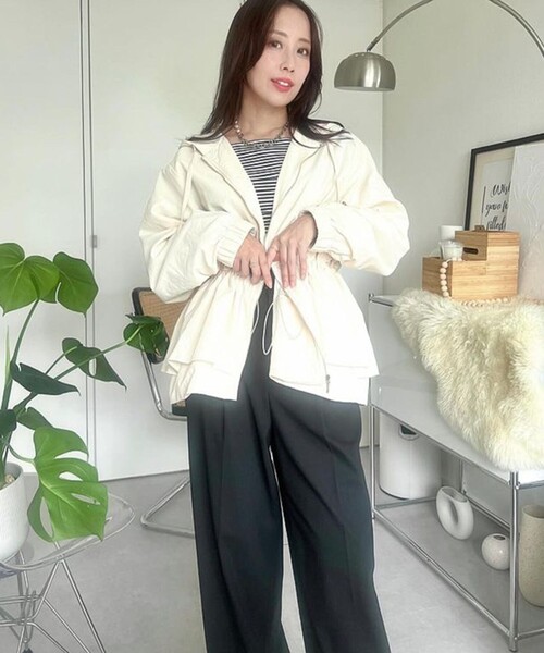 「Feroux」 マウンテンパーカー F ベージュ レディース_画像9