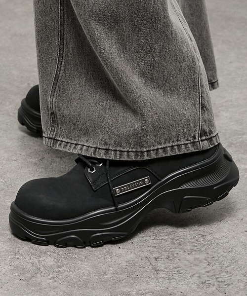 スニーカー 「Alfred Alex」Chunky Metal Plate Shoes/ハイソール