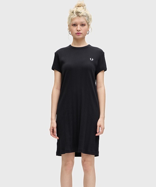 FRED PERRY ワンピース FRED PERRY ワンピース 「別注」FRED / TIPPED PIQUE DRESS