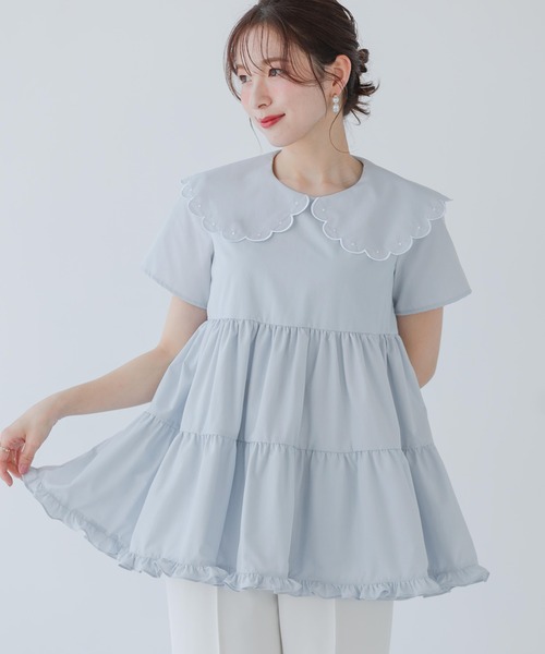 Fit more ドット刺繍スカラップカラーギャザートップス