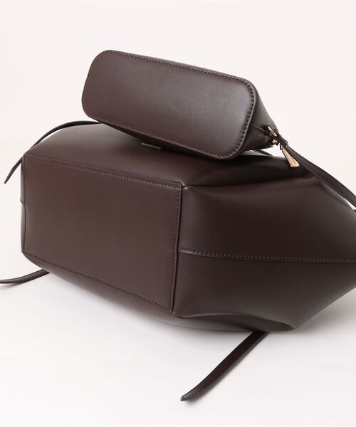 CHARLES ＆ KEITH（チャールズ&キース） トートバッグ Calla カルラ