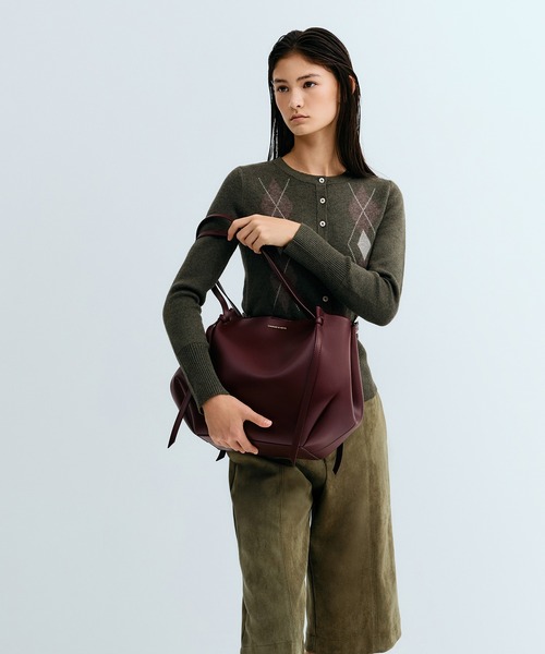 CHARLES ＆ KEITH（チャールズ&キース） トートバッグ Calla カルラ