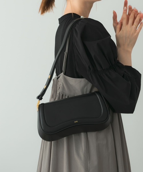 JW PEI（ジェイダブリューペイ） ショルダーバッグ - ブラック