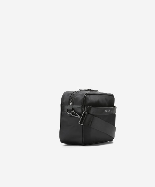 COLE HAAN（コールハーン） ショルダーバッグ カールソン カメラバッグ