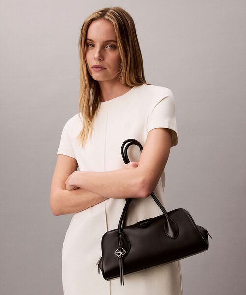 Calvin Klein（カルバン・クライン） ショルダーバッグ バッグ クロス