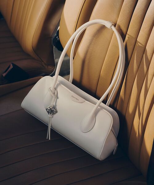 Calvin Klein（カルバン・クライン） ショルダーバッグ バッグ クロス