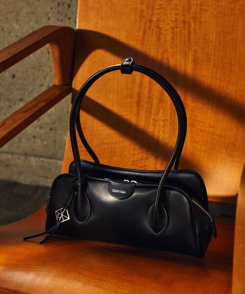 Calvin Klein（カルバン・クライン） ショルダーバッグ バッグ クロス