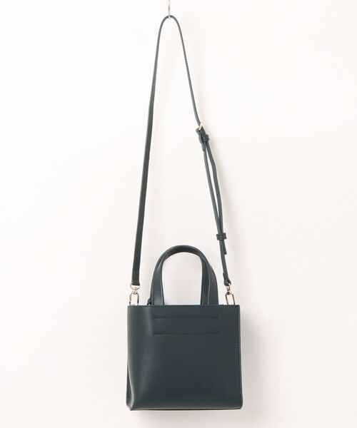 FURLA（フルラ） ショルダーバッグ バッグ ディバイデッド (Furla