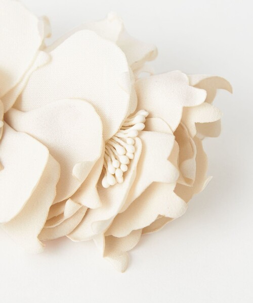 埋め込みフラワー　ブローチ 26645 Brooch 