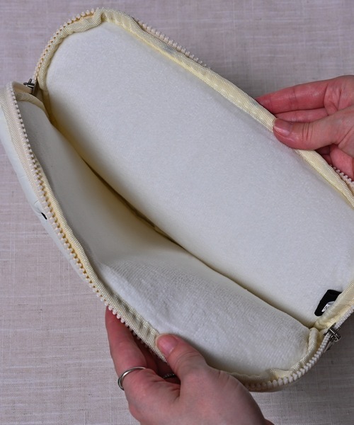 Alite cloth（アリーテクロス） タブレットケース ドットキルティング