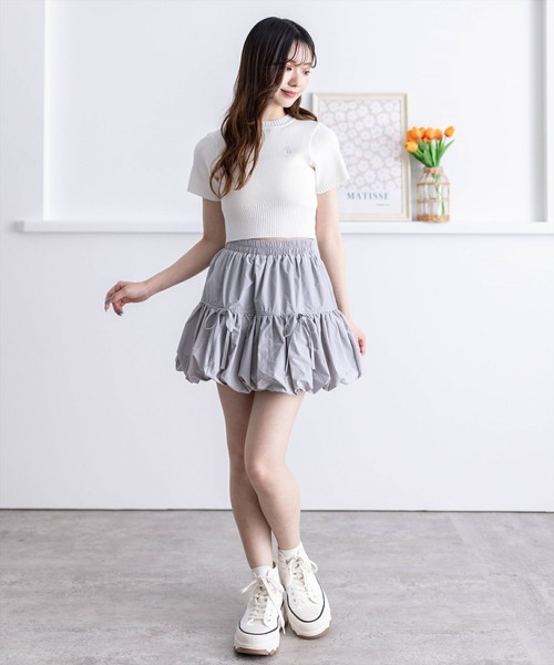 新品　HUG YOUR SKIN バルーンミニスカート　チェック　ウィッシュコア 新品 HUG YOUR SKIN バルーンミニスカート チェック ウィッシュコア