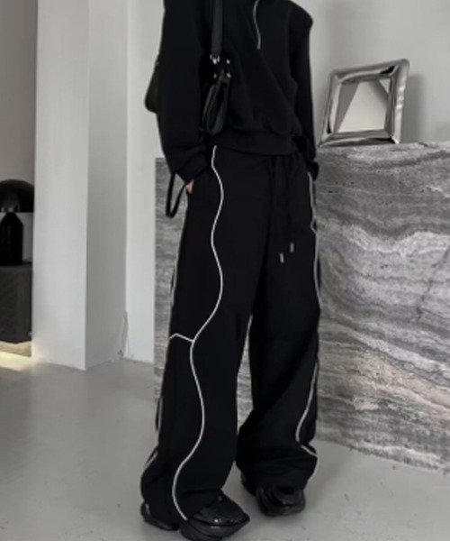 SALE☆ D2 リフレクティブ サイドライン テープ ロゴ トラック パンツ サイドラインテープロゴトラックパンツ | GIVENCHY