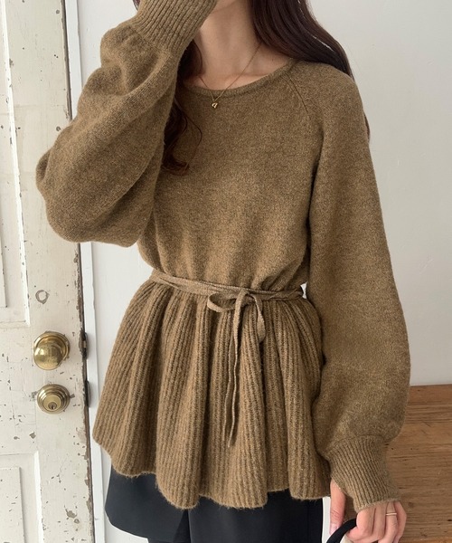 LAUIR（ラウアー） ニット セーター リボン付きペプラムニット