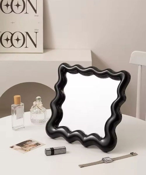 鏡 「 ammy. / エイミードット 」 うねうね カラーフレーム 卓上