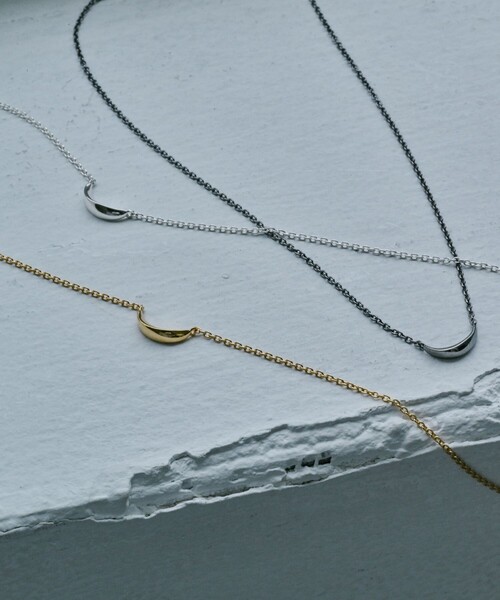ネックレス Minimum Crescent Necklace レディースの画像