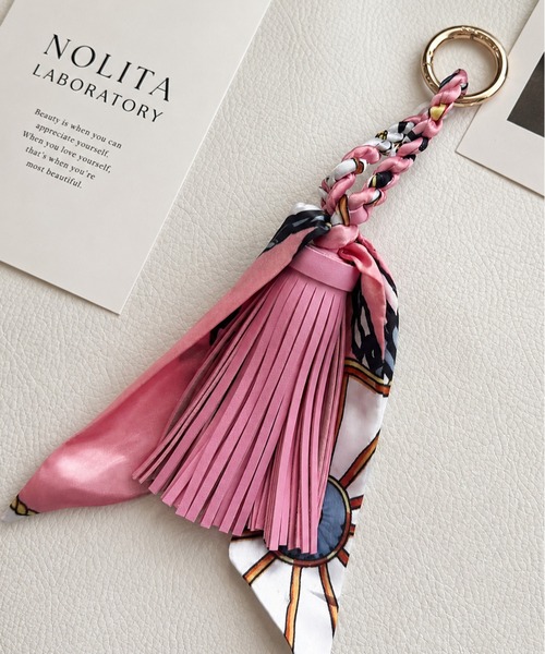 NOLITA LABORATORY チャーム 「 NOLITA / ノリータ 」 スカーフ付き