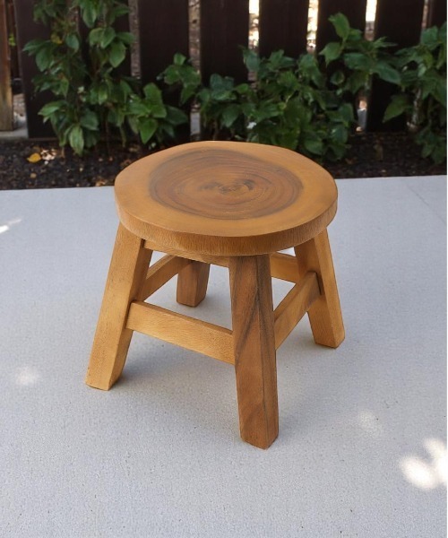 BACKYARD FAMILY（バックヤードファミリー） 家具 切り株スツール