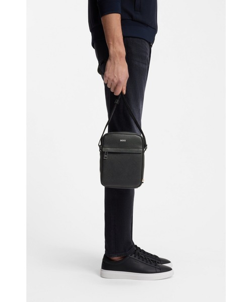 BOSS（HUGO BOSS） ショルダーバッグ BOSSレタリングロゴ
