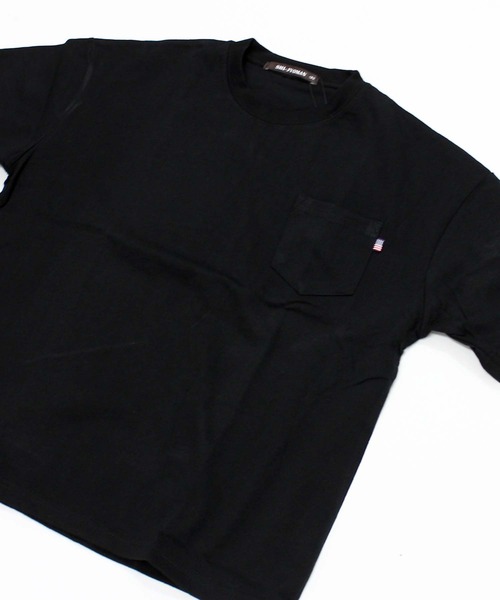 ポケット付き黒Tシャツ ZARA men'sスタッズポケット付き黒Tシャツ - メルカリ