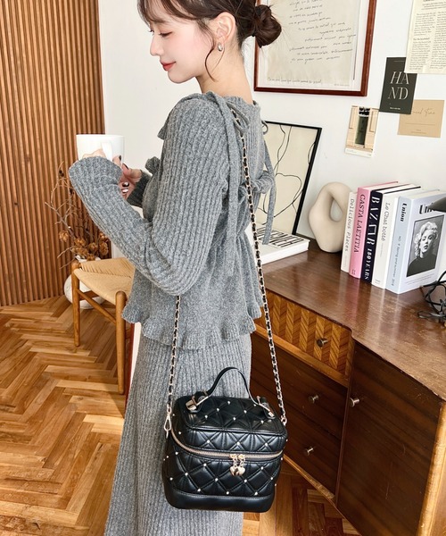 moment+ ショルダーバッグ バッグ ハートチャームビジューキルティング