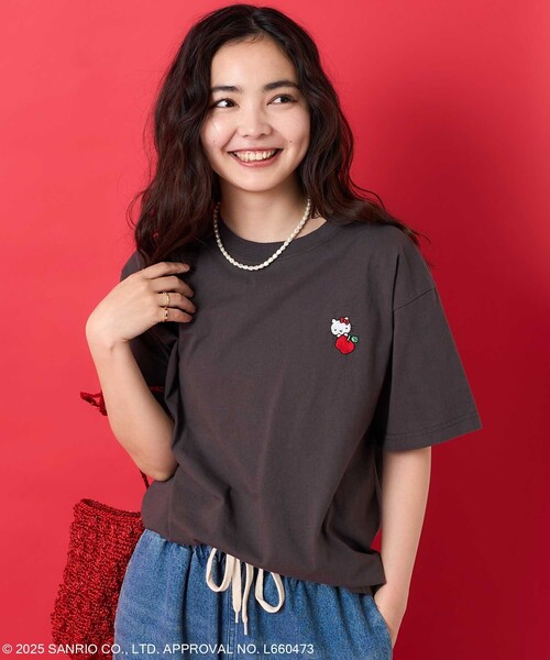 juicy ジューシー × サンリオ HELLO KITTY ハローキティ プルオーバー OE天竺 モノトーン 刺繍 Tシャツ 夏 レディース Sanrio characters/サンリオキャラクターズ】I LOVEハローキティ