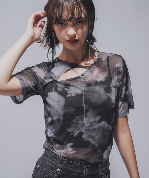 tシャツ BLURRYフラワーガラシアーＴ(HARE) レディース